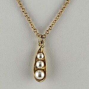 Cezanne Pearl Pea‎ Pod Gold Tone Necklace